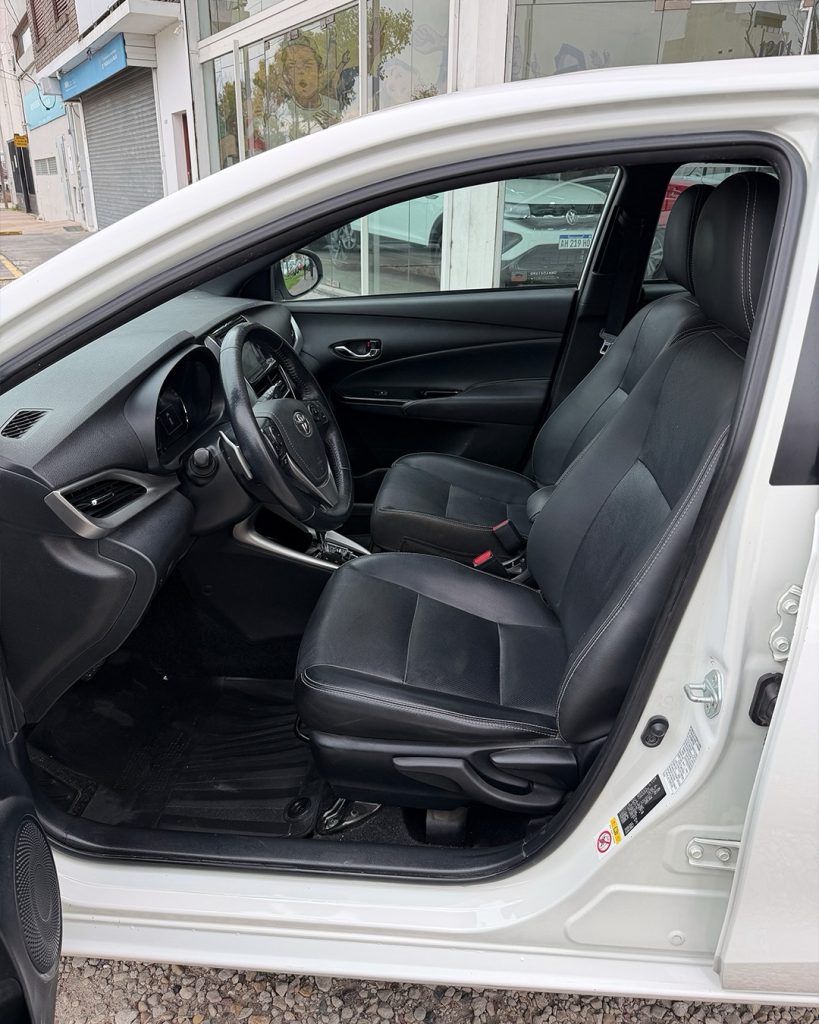 Toyota Yaris 1.5 XLS AT