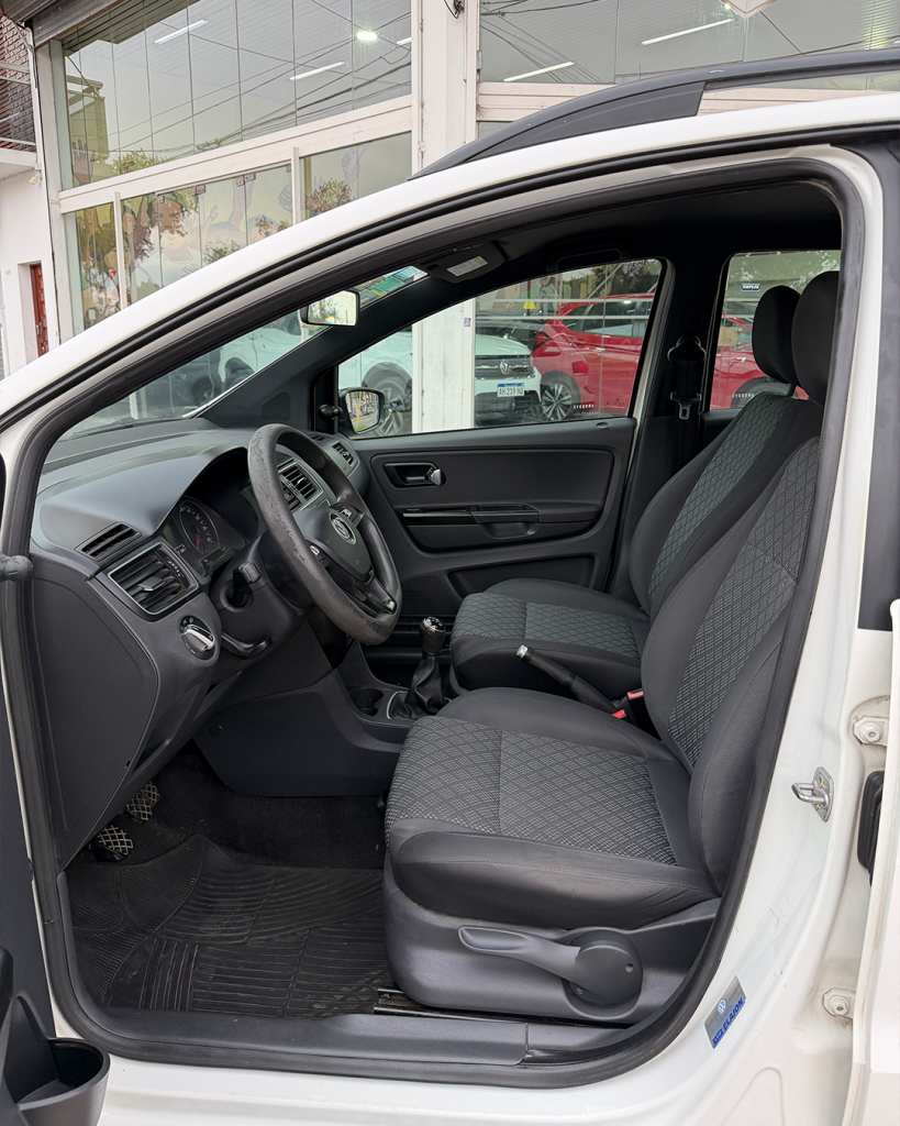 Volkswagen Suran Track