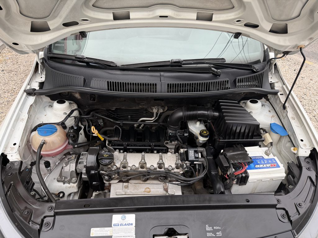 Volkswagen Suran Track