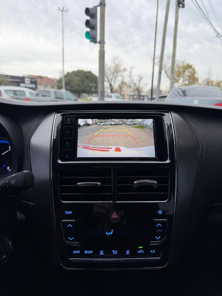 Toyota Yaris XLS AT