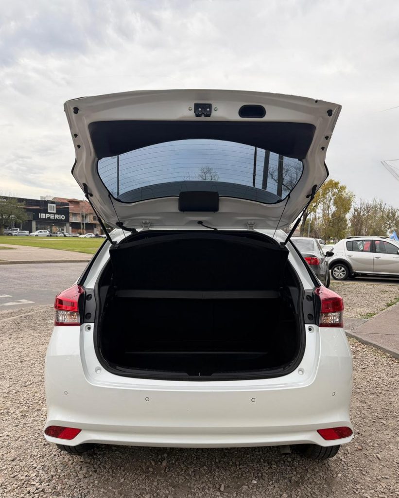 Toyota Yaris XLS AT