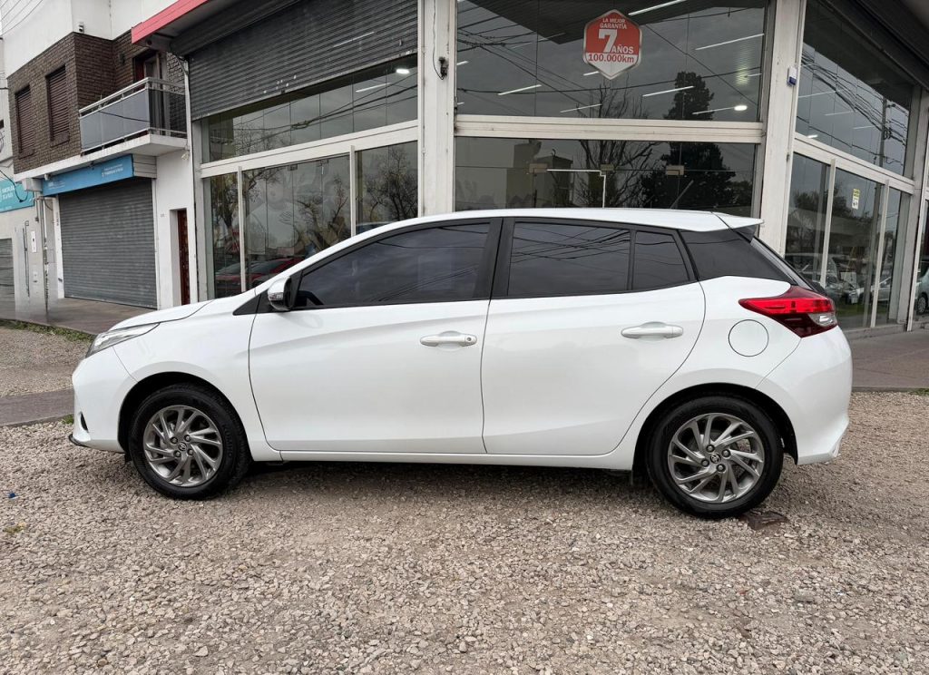 Toyota Yaris XLS AT