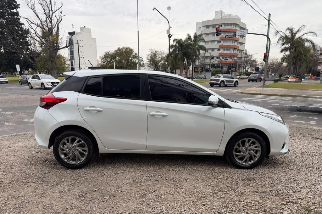 Toyota Yaris XLS AT