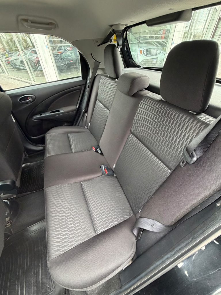 Toyota Etios XLS AT